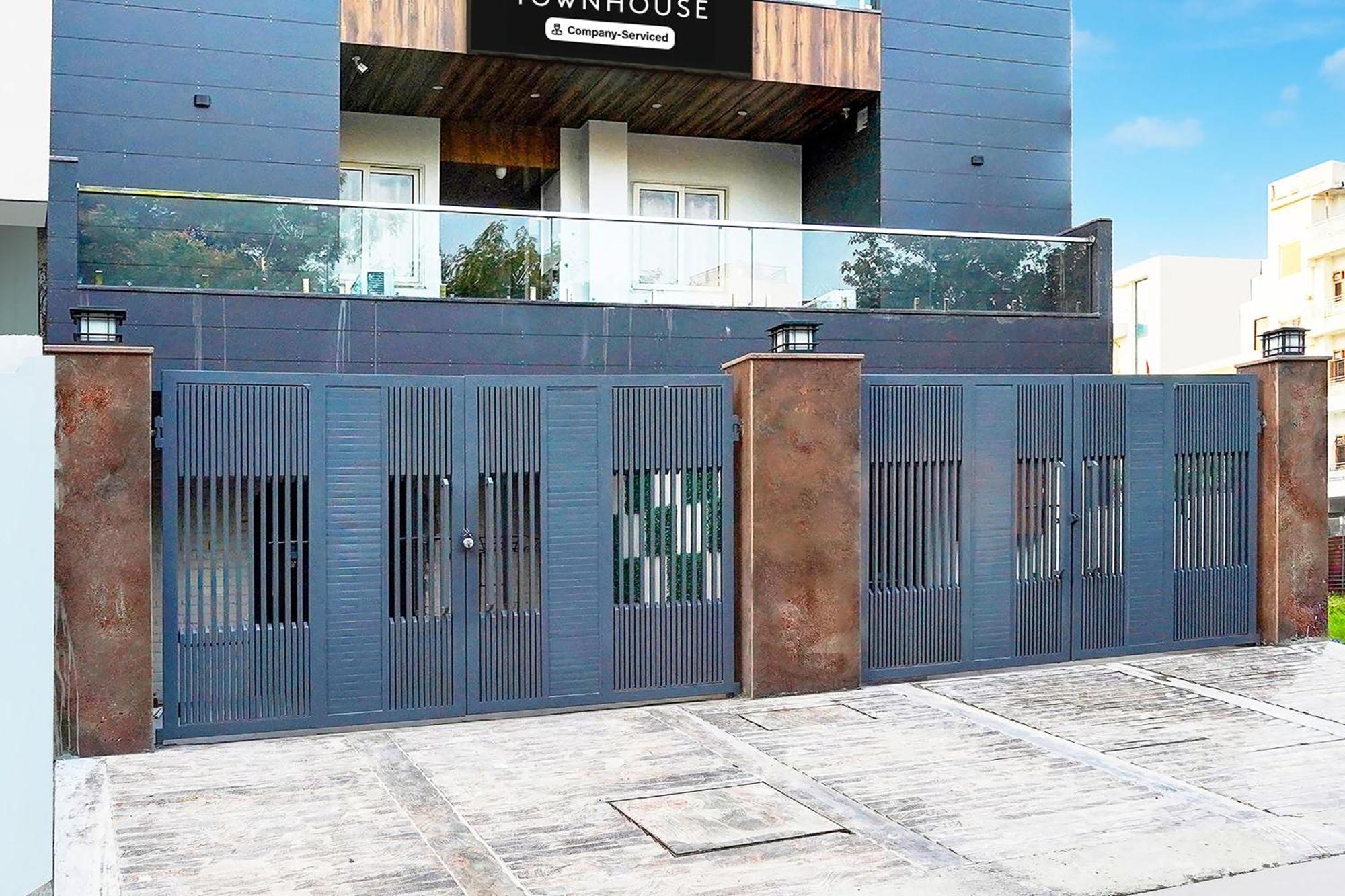 Super Townhouse Sector 104 Noida Hotel Kültér fotó