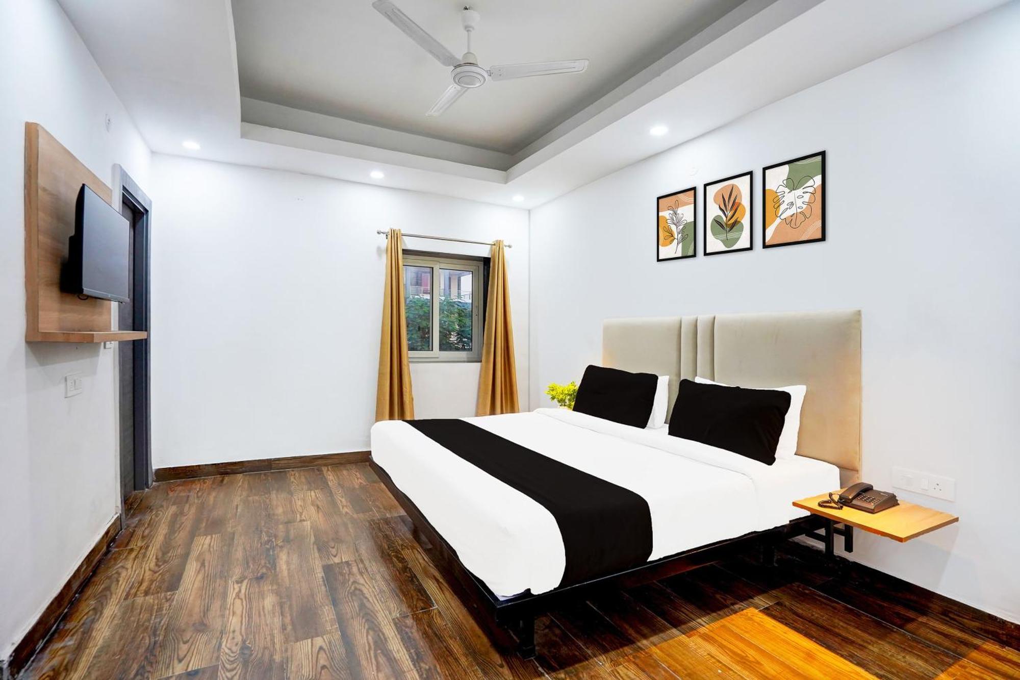 Super Townhouse Sector 104 Noida Hotel Kültér fotó