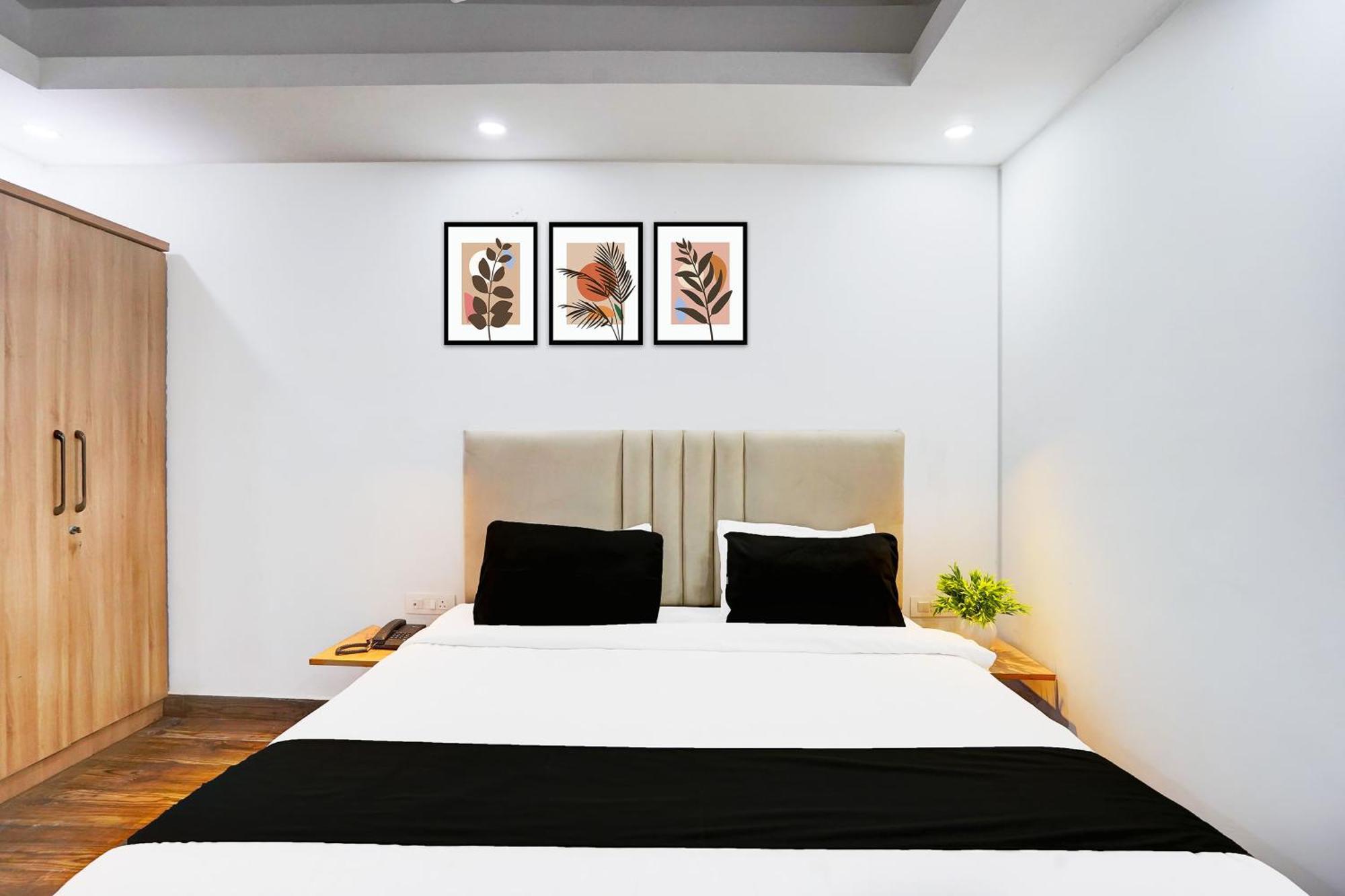 Super Townhouse Sector 104 Noida Hotel Kültér fotó